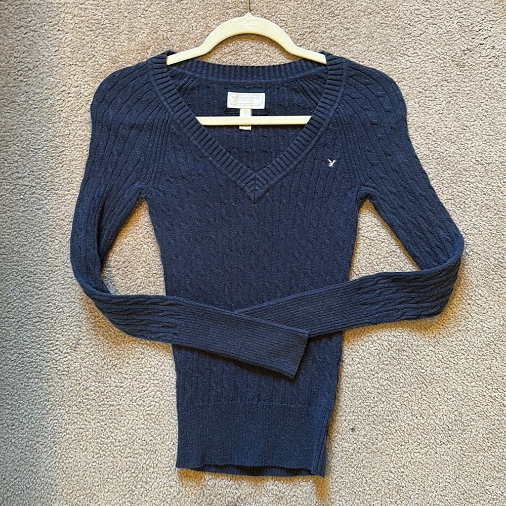 American Eagle Sweater
